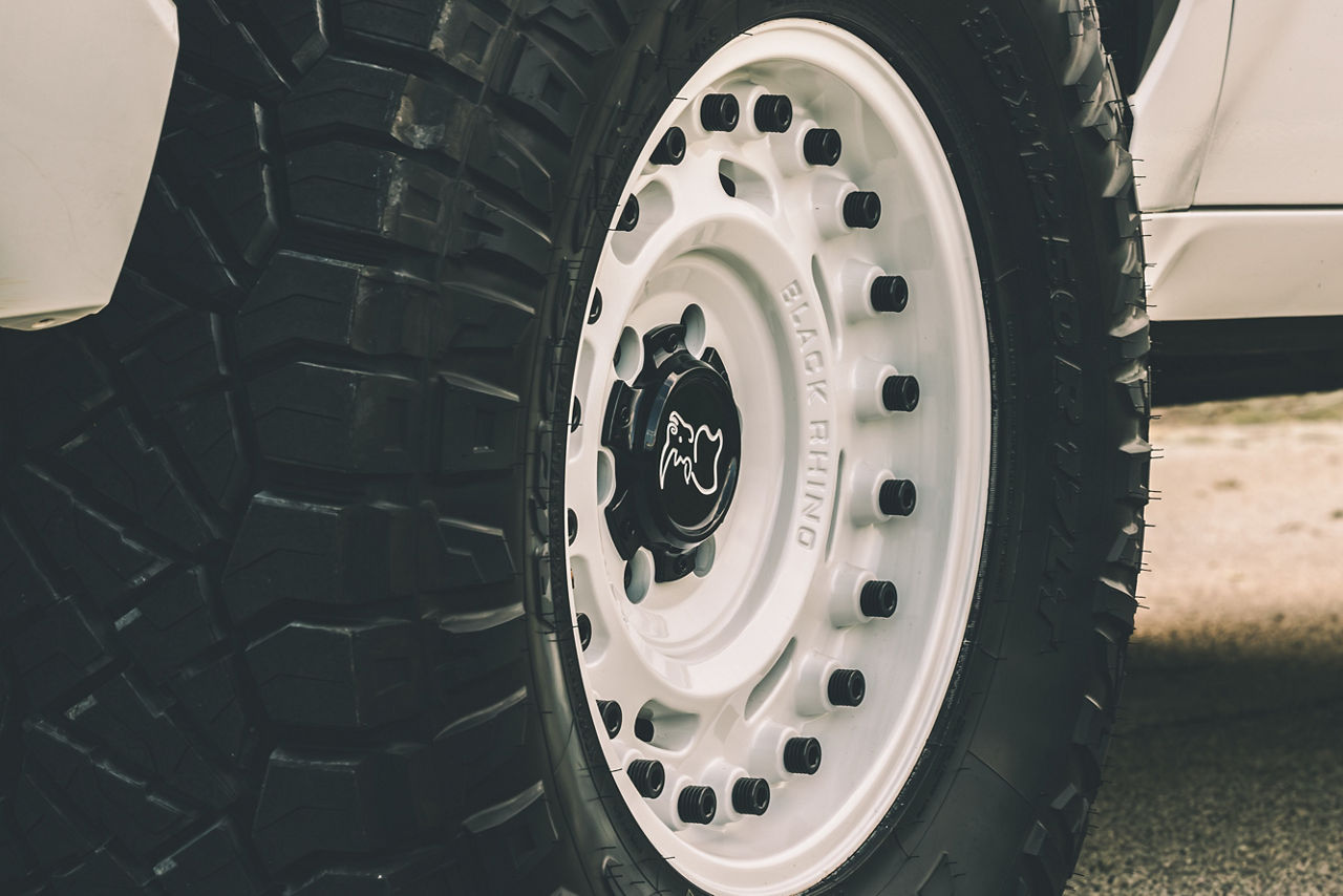 2022 Toyota Tundra - Black Rhino AXLE - White | Black Rhino